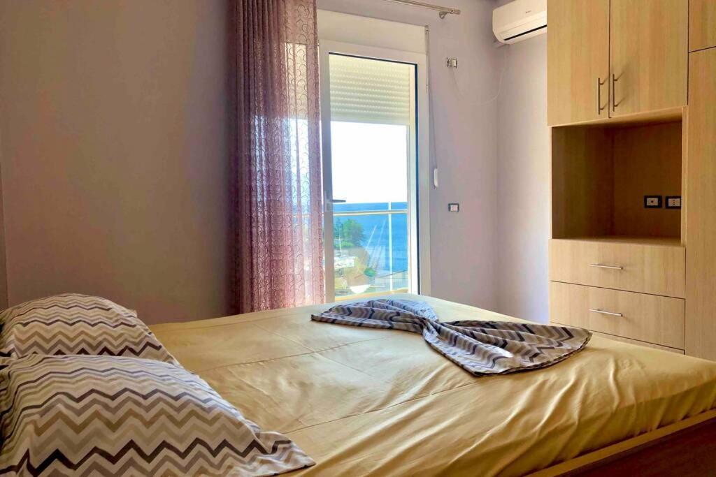 Spectacular Seaview Apartment Vlorë Exterior foto