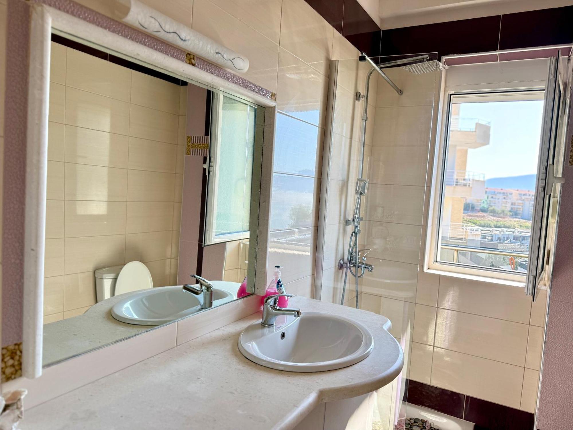 Spectacular Seaview Apartment Vlorë Exterior foto